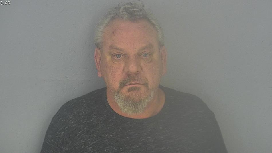 Arrest photo of MICHAEL ROBERSON