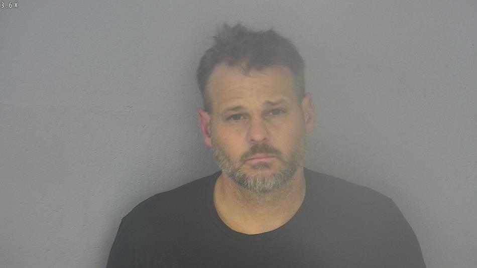 Arrest photo of MICHAEL HILL