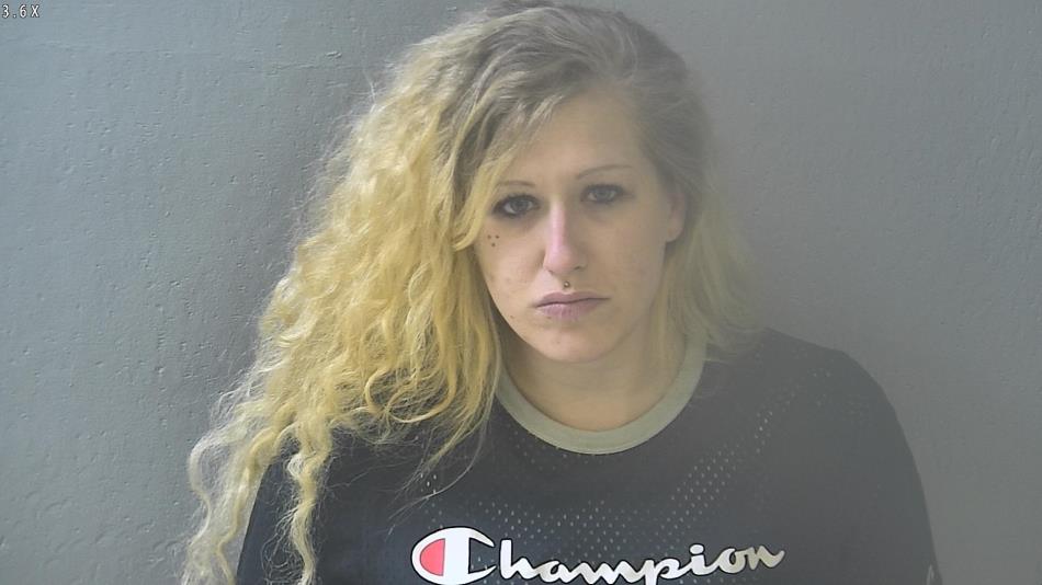 Arrest photo of RAQUEAL CRUMM