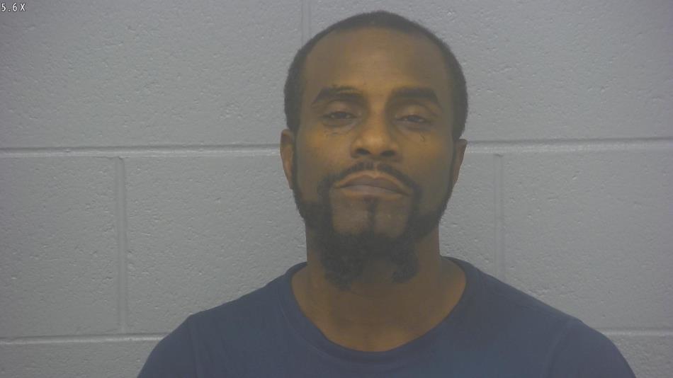 Arrest photo of RICHARD WOMACK