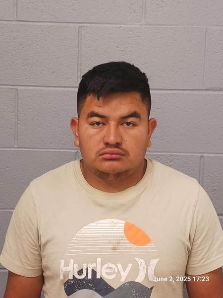 Arrest Photo of RONAL HERNANDEZ OROZCO, arrested on 6/2/2025