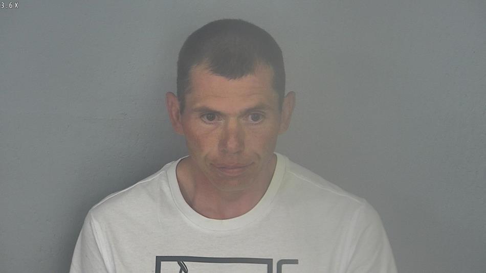 Arrest photo of RYAN EDENS