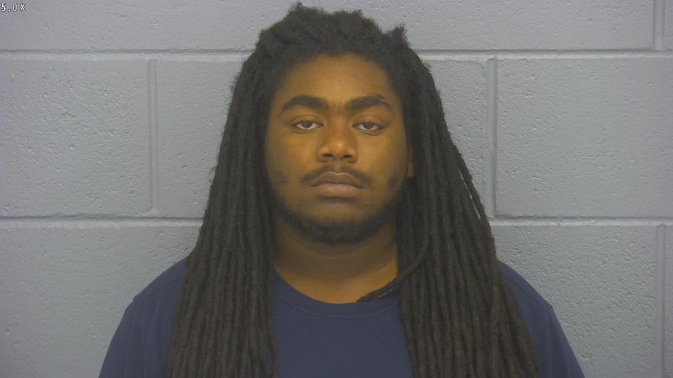 Arrest photo of TERREION RAY