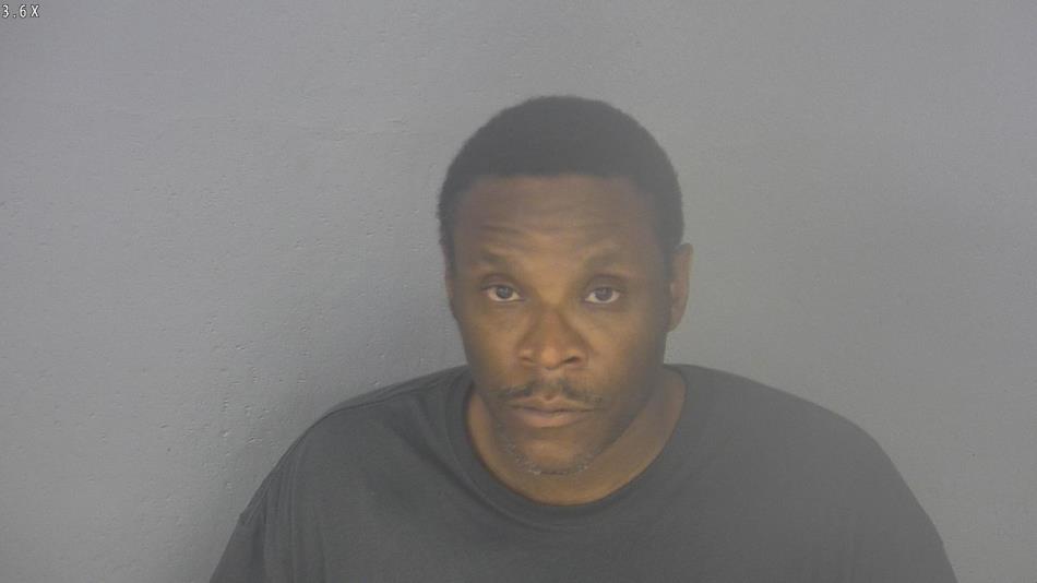Arrest photo of THOMAS DAVIS