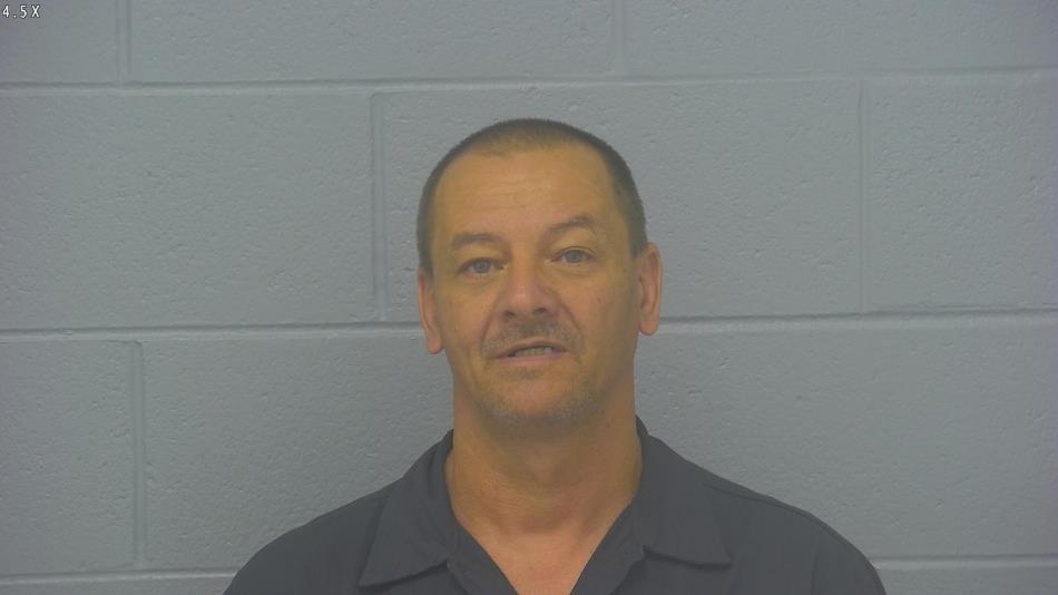 Arrest photo of TONY VINEYARD