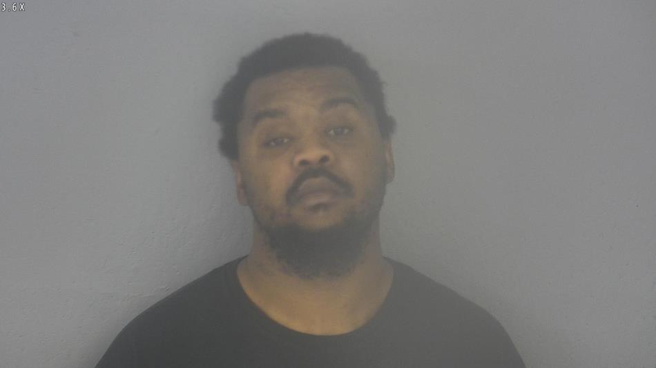 Arrest photo of TOVORIS HARVEY