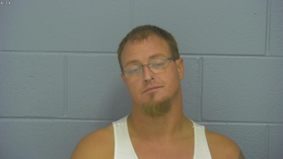 Arrest photo of TRAVIS GAER