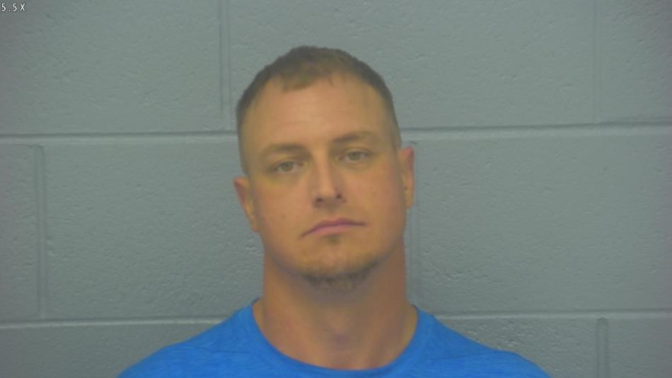 Arrest photo of TRAVIS GAER