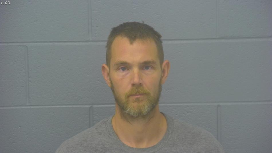 Arrest photo of TRAVIS SUTHERLAND