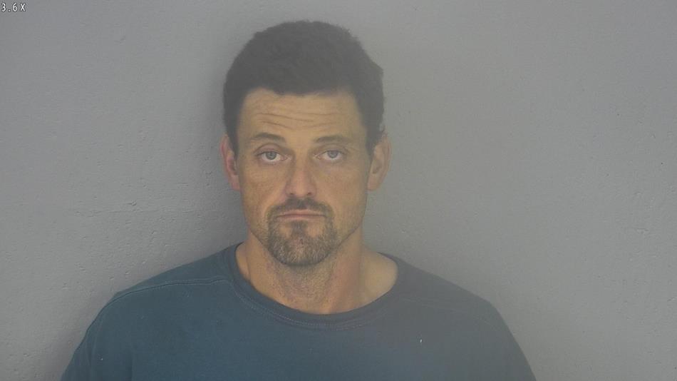 Arrest photo of TRAVIS PERRYMAN