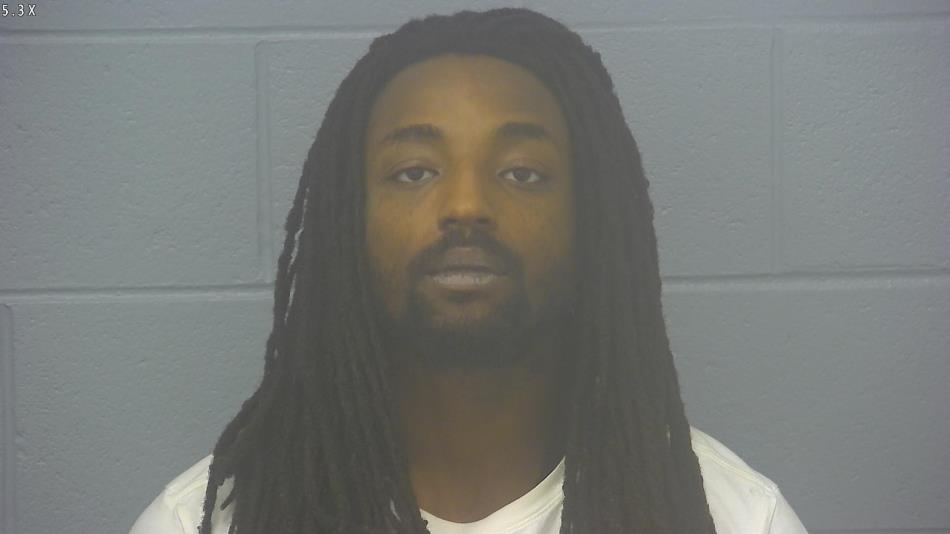 Arrest photo of TREVON HALE