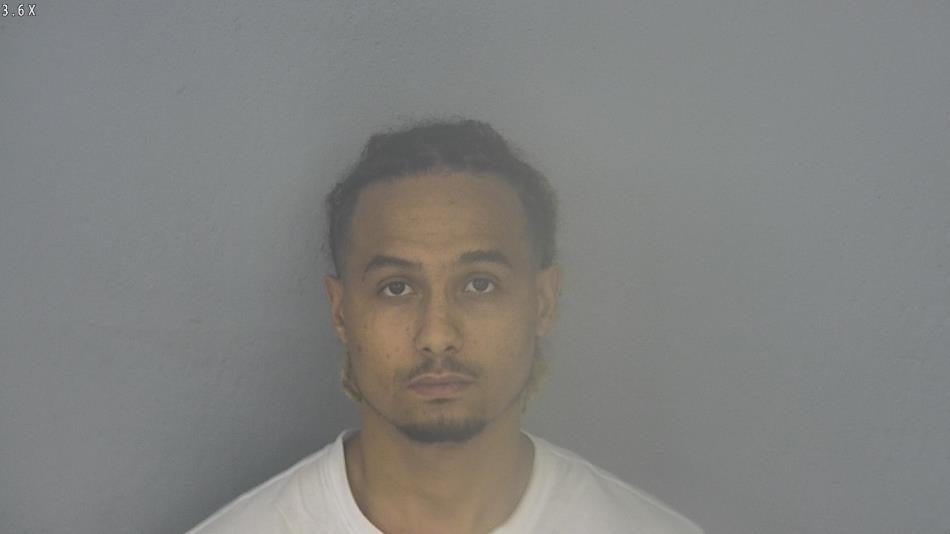 Arrest photo of XAVIER HOLT